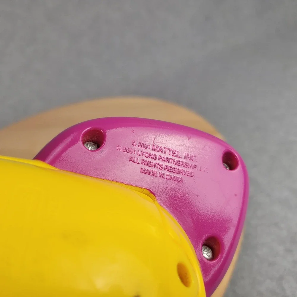 Mattel Barney Musical Flashlight Toy Toddler Yellow 2001 Space Ship Sound